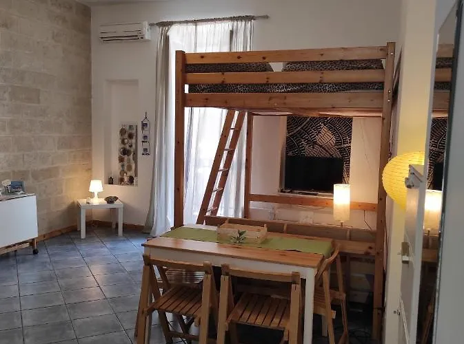 Дом отдыха Mariantomare Monolocale Lungomare